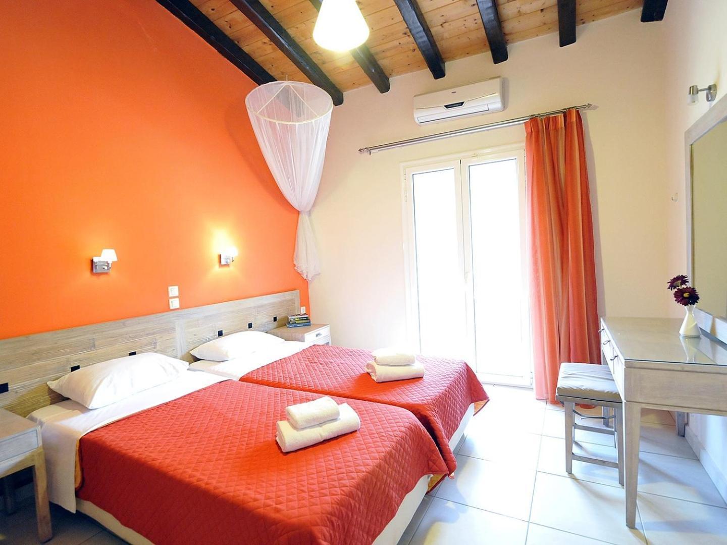 Pyramid City Apartments Agios Spyridon  Exterior photo