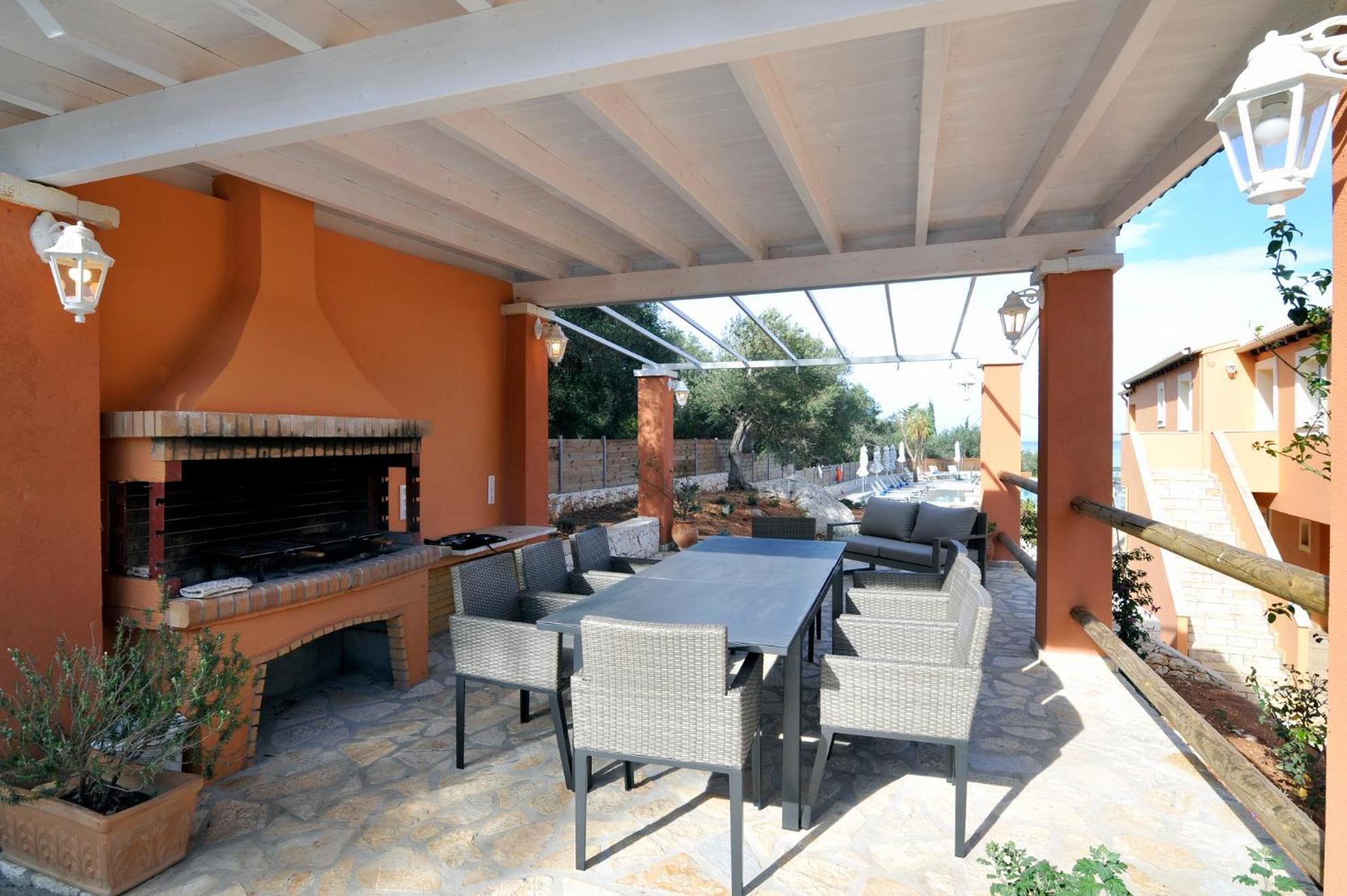 Pyramid City Apartments Agios Spyridon  Exterior photo